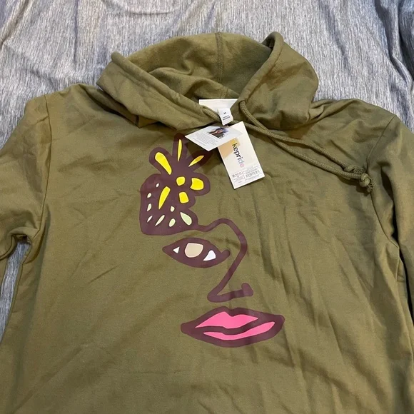 NEW- Large Take Pride
Graphic PEACE PROJECT
Olive Green long sleeve Top - Picture 7 of 12